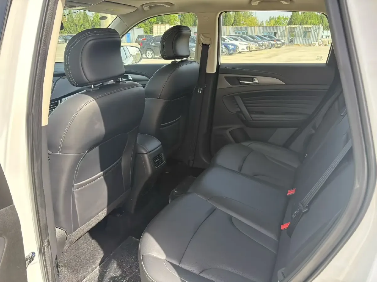 2021 ChangAn CS35 Plus 1.6L 128HP L4 CVT,autocango,china used car exporter,china ev exporter,chinese used car exporter,chinese used ev exporter