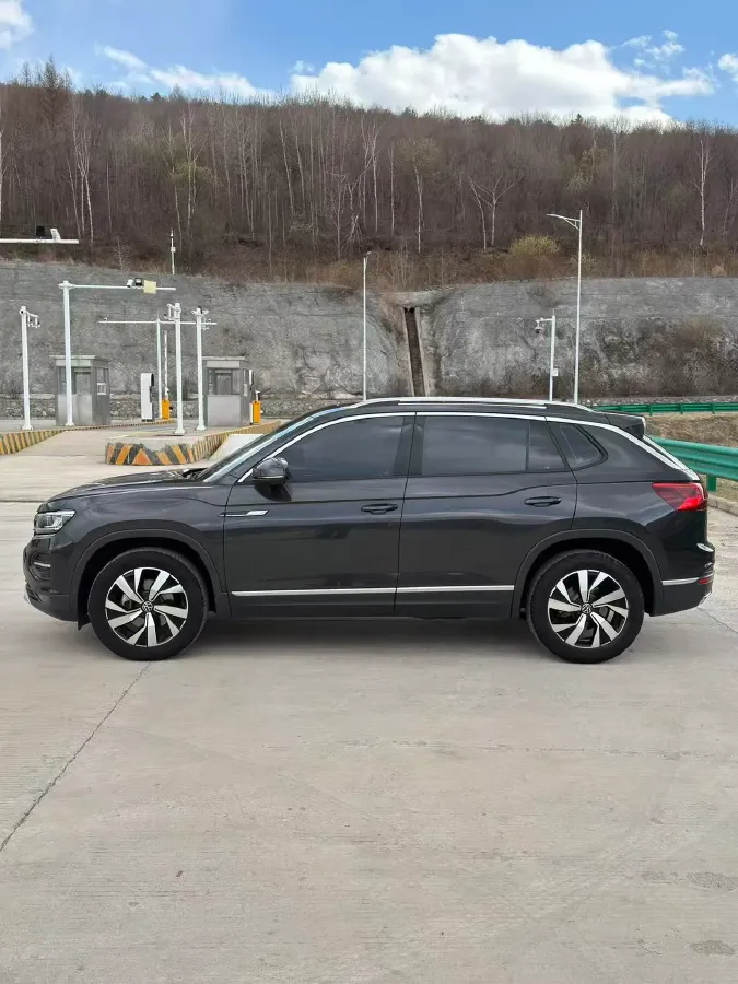 2022 Volkswagen Tayron 1.4T 150HP L4 7DCT,autocango,china used car exporter,china ev exporter,chinese used car exporter,chinese used ev exporter