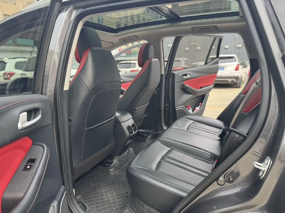 2021 GAC Trumpchi GS4 1.5T 169HP L4 6AT,autocango,china used car exporter,china ev exporter,chinese used car exporter,chinese used ev exporter