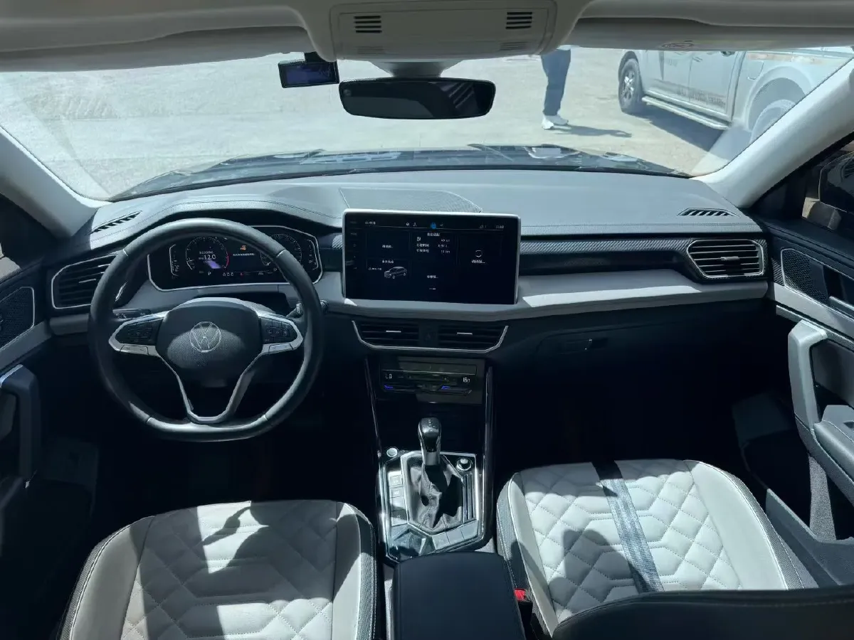 2023 Volkswagen Tayron 2.0T 186HP L4 7DCT,autocango,china used car exporter,china ev exporter,chinese used car exporter,chinese used ev exporter