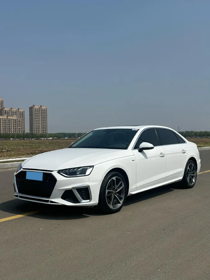 2020 Audi A4L 2.0T 190HP L4 7DCT,autocango,china used car exporter,china ev exporter,chinese used car exporter,chinese used ev exporter