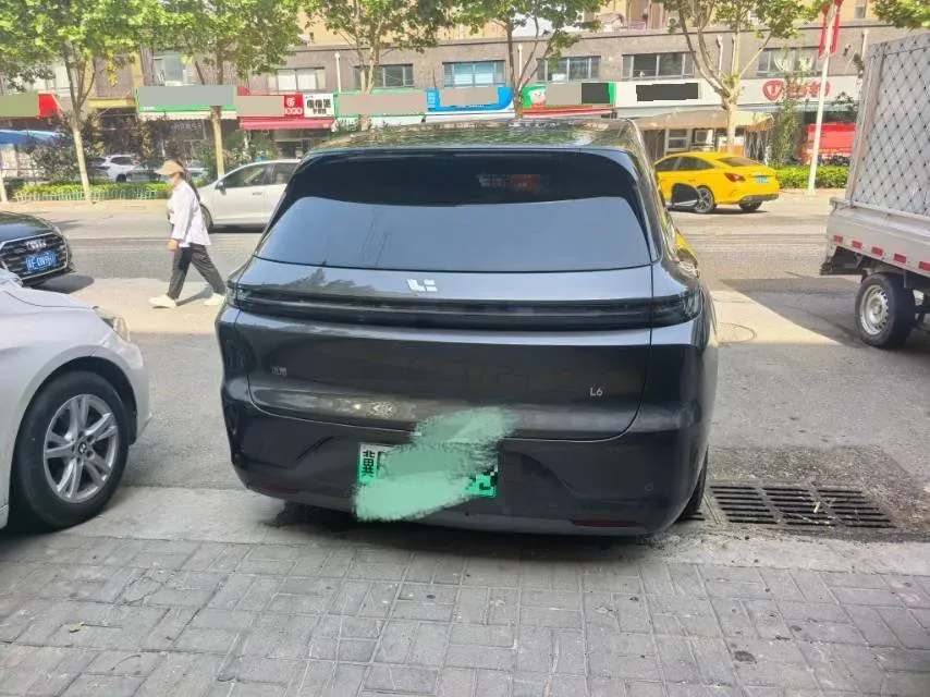 2024 Li L6 Range Extended 154HP L4 REEV 36.8KWH,autocango,china used car exporter,china ev exporter,chinese used car exporter,chinese used ev exporter