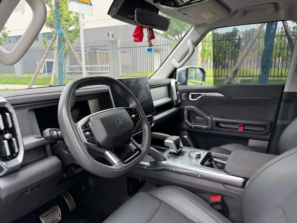 2023 Jetour Traveller 2.0T 254HP L4 7DCT,autocango,china used car exporter,china ev exporter,chinese used car exporter,chinese used ev exporter