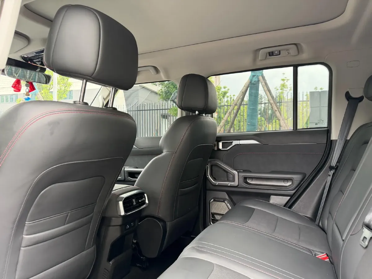 2023 Jetour Traveller 2.0T 254HP L4 7DCT,autocango,china used car exporter,china ev exporter,chinese used car exporter,chinese used ev exporter