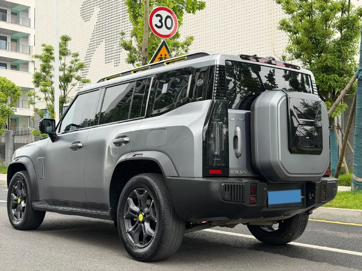 2023 Jetour Traveller 2.0T 254HP L4 7DCT,autocango,china used car exporter,china ev exporter,chinese used car exporter,chinese used ev exporter