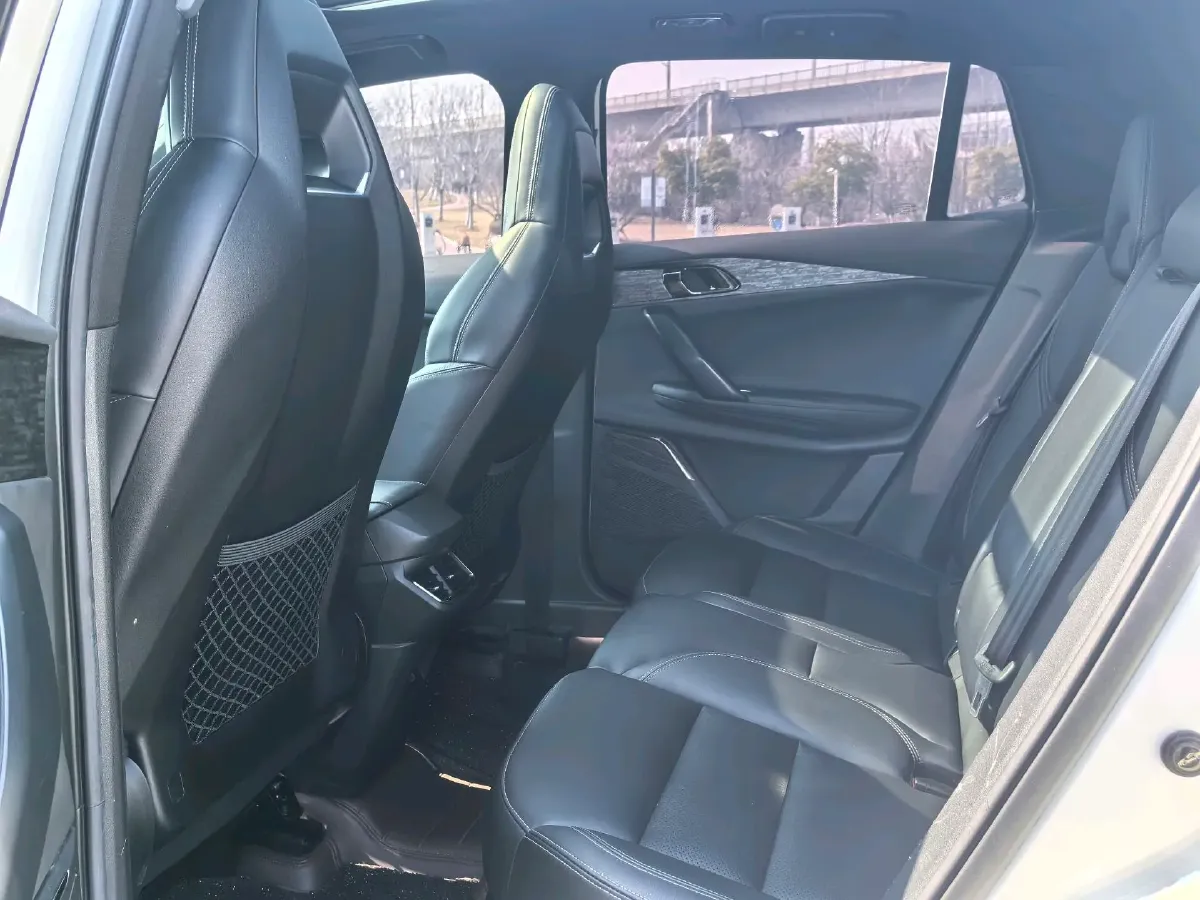 2020 LYNK&CO 06 1.5T 177HP L3 7DCT,autocango,china used car exporter,china ev exporter,chinese used car exporter,chinese used ev exporter