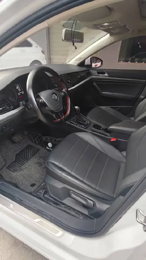 2019 Volkswagen Lavida 1.2T 116HP L4 7DCT,autocango,china used car exporter,china ev exporter,chinese used car exporter,chinese used ev exporter