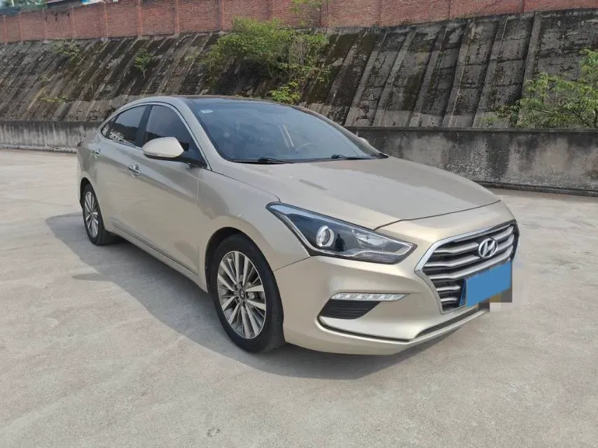 2017 Hyundai Mistra 1.8L 143HP L4 6AT,autocango,china used car exporter,china ev exporter,chinese used car exporter,chinese used ev exporter