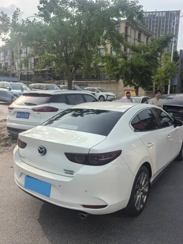 2021 Mazda 3 Axela 2.0L 158HP L4 6AT,autocango,china used car exporter,china ev exporter,chinese used car exporter,chinese used ev exporter