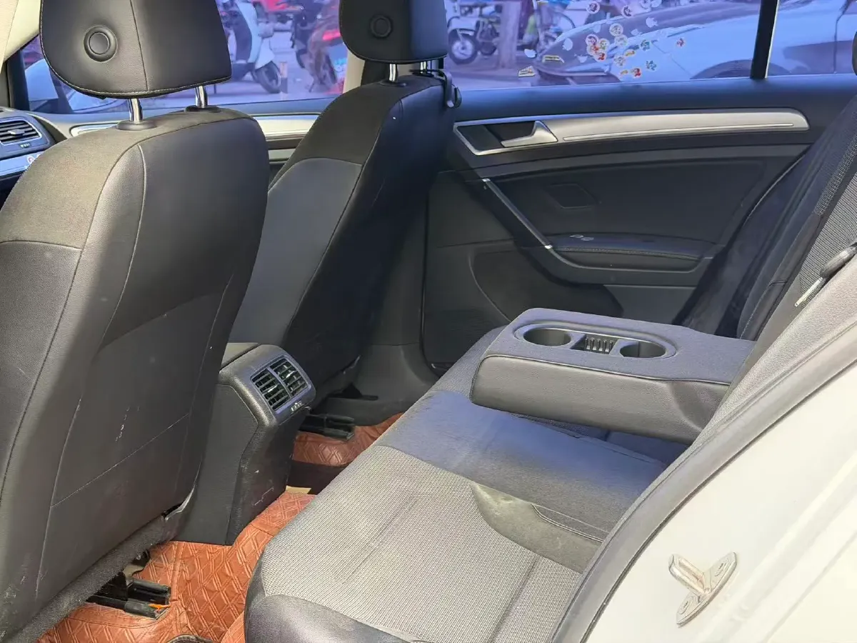 2018 Volkswagen Golf 1.4T 131HP L4 7DCT,autocango,china used car exporter,china ev exporter,chinese used car exporter,chinese used ev exporter