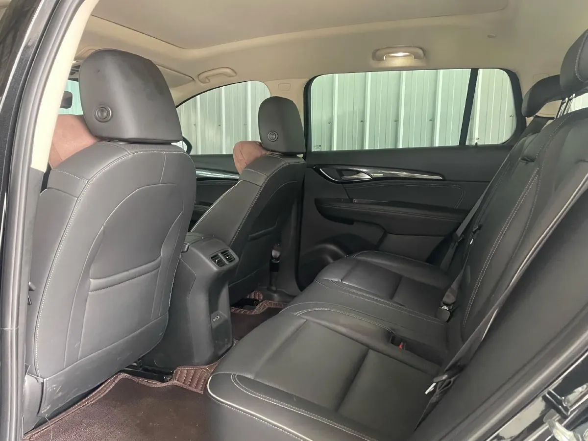 2023 Buick EnvisionPlus 2.0T 237HP L4 9AT,autocango,china used car exporter,china ev exporter,chinese used car exporter,chinese used ev exporter