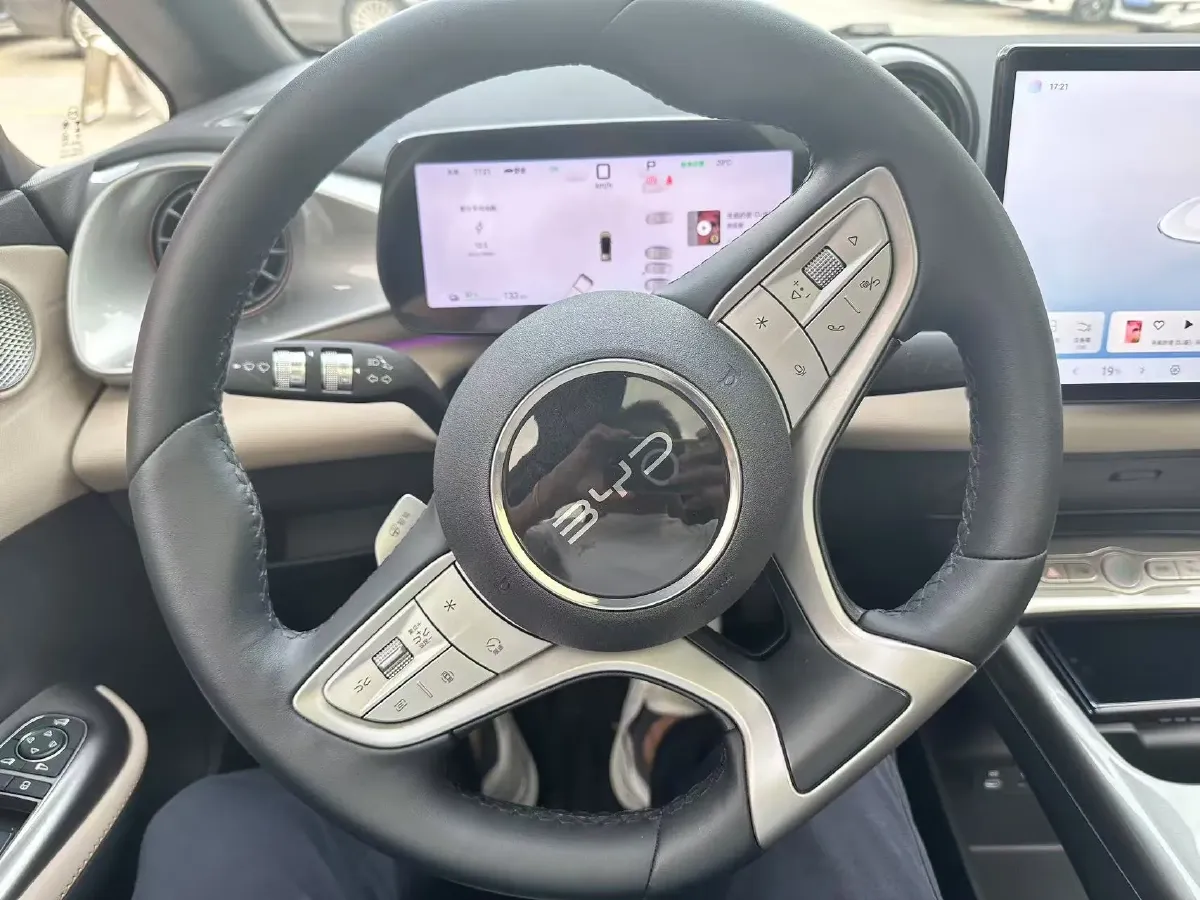 2025 BYD Dolphin BEV 45.12KWH,autocango,china used car exporter,china ev exporter,chinese used car exporter,chinese used ev exporter