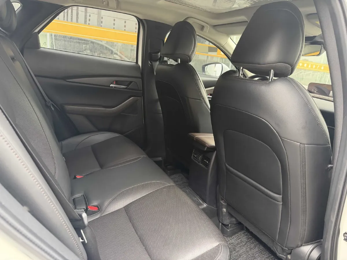 2021 Mazda CX-30 2.0L 158HP L4 6AT,autocango,china used car exporter,china ev exporter,chinese used car exporter,chinese used ev exporter