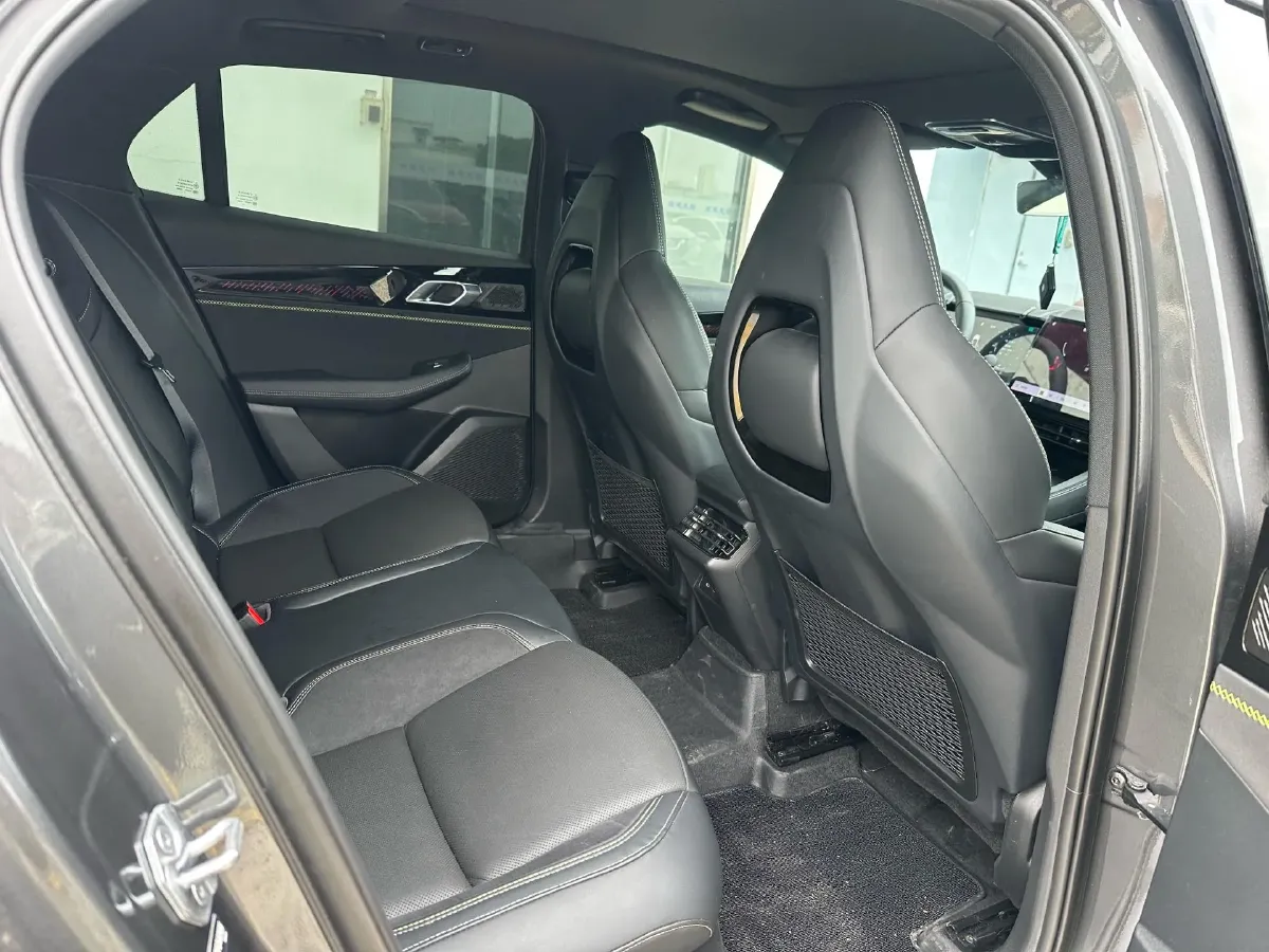 2023 MAXUS G50 1.5T 181HP L4 7DCT,autocango,china used car exporter,china ev exporter,chinese used car exporter,chinese used ev exporter
