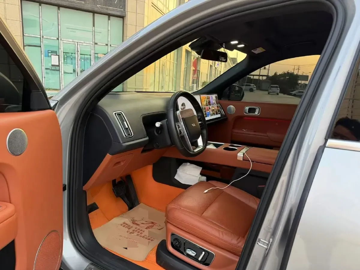 2022 Li L9 Range Extended 154HP REEV 42.6KWH,autocango,china used car exporter,china ev exporter,chinese used car exporter,chinese used ev exporter