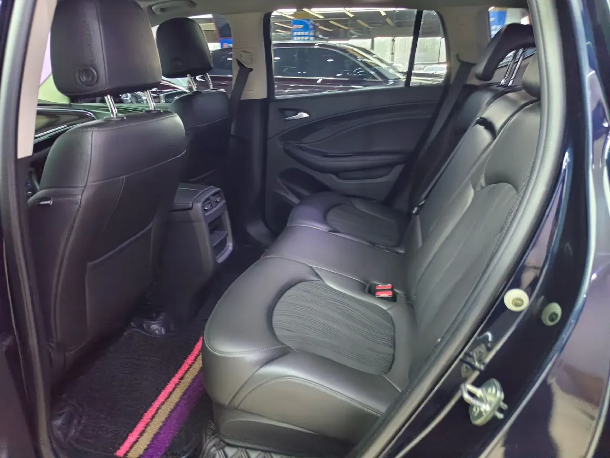 2020 Buick EnvisionPlus 1.5T 169HP L4 7DCT,autocango,china used car exporter,china ev exporter,chinese used car exporter,chinese used ev exporter
