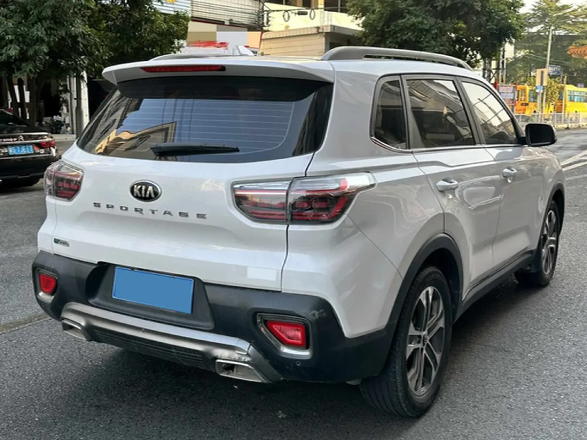 2018 Kia Sportage R 2.0L 160HP L4 6AT,autocango,china used car exporter,china ev exporter,chinese used car exporter,chinese used ev exporter