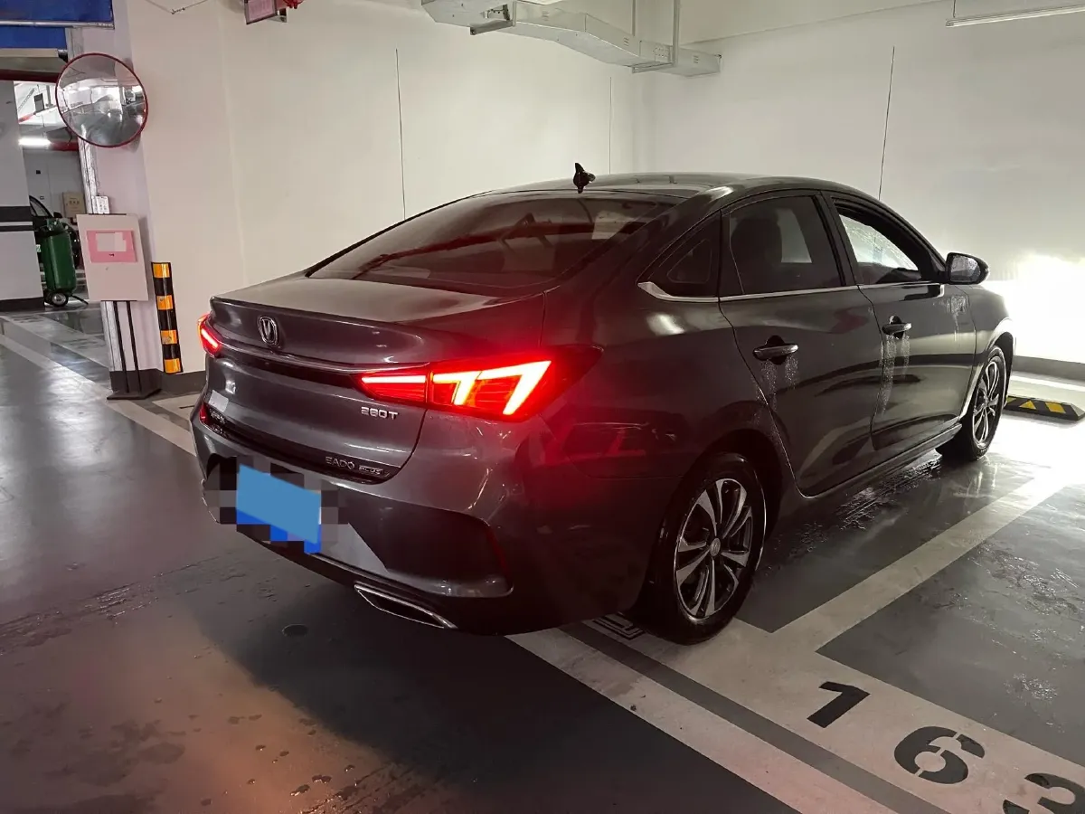 2023 ChangAn Eado 1.4T 160HP L4 7DCT,autocango,china used car exporter,china ev exporter,chinese used car exporter,chinese used ev exporter