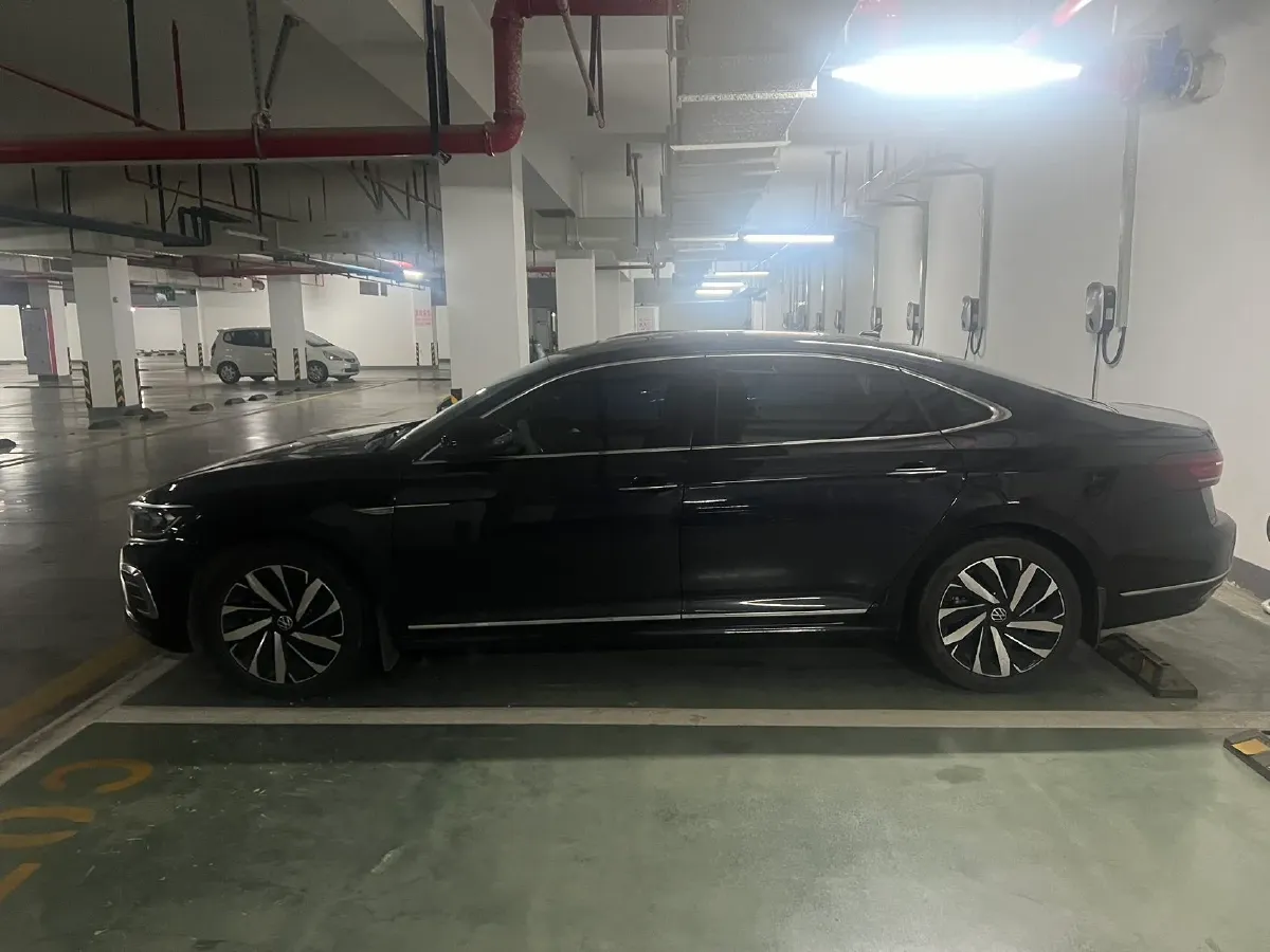 2024 Volkswagen Passat 2.0T 186HP L4 7DCT,autocango,china used car exporter,china ev exporter,chinese used car exporter,chinese used ev exporter