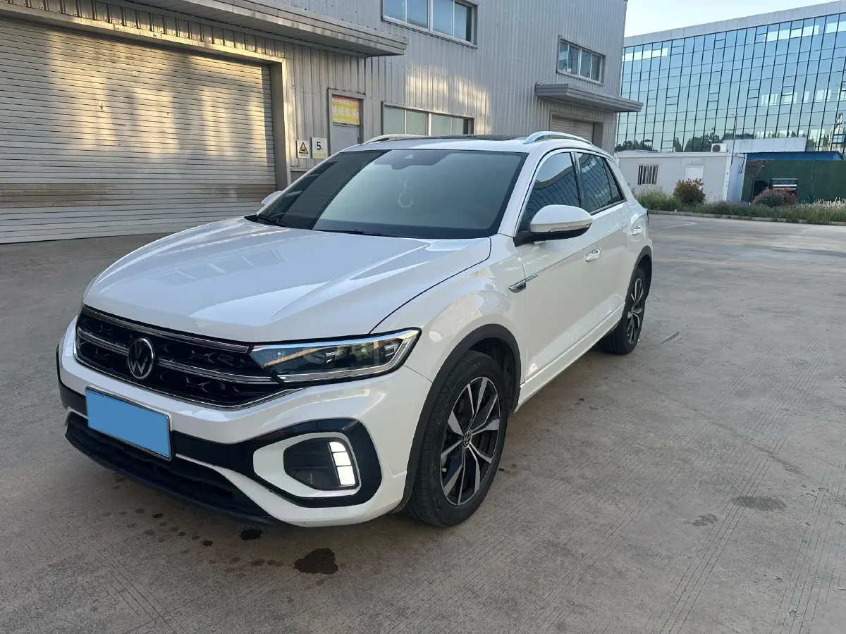 2023 Volkswagen T-Roc 1.5T 160HP L4 7DCT,autocango,china used car exporter,china ev exporter,chinese used car exporter,chinese used ev exporter
