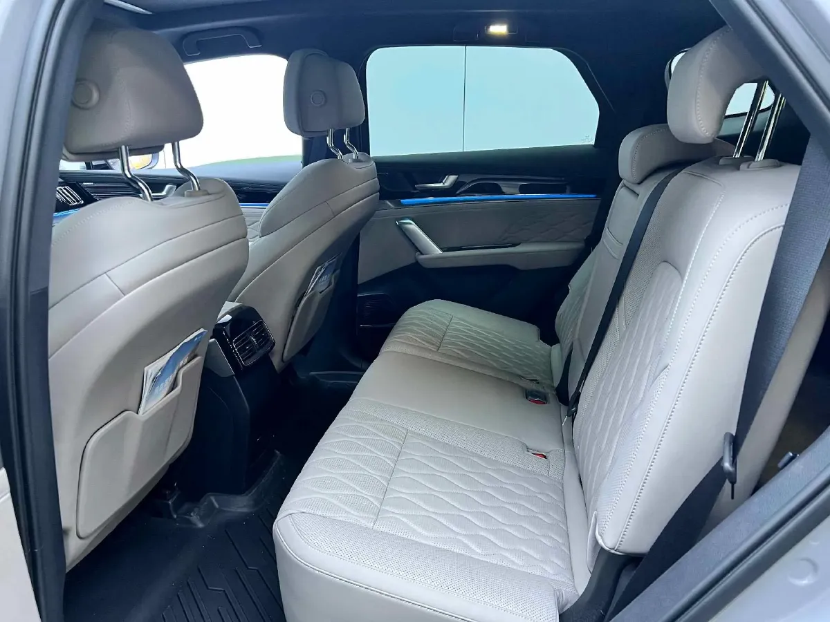 2025 BYD Tang 1.5T 156HP L4 E-CVT PHEV 21.504KWH,autocango,china used car exporter,china ev exporter,chinese used car exporter,chinese used ev exporter