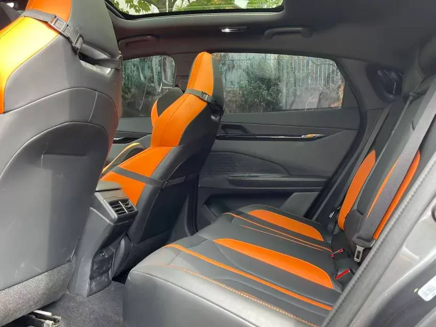 2025 ChangAn UNI-V 1.5T 192HP L4 7DCT,autocango,china used car exporter,china ev exporter,chinese used car exporter,chinese used ev exporter