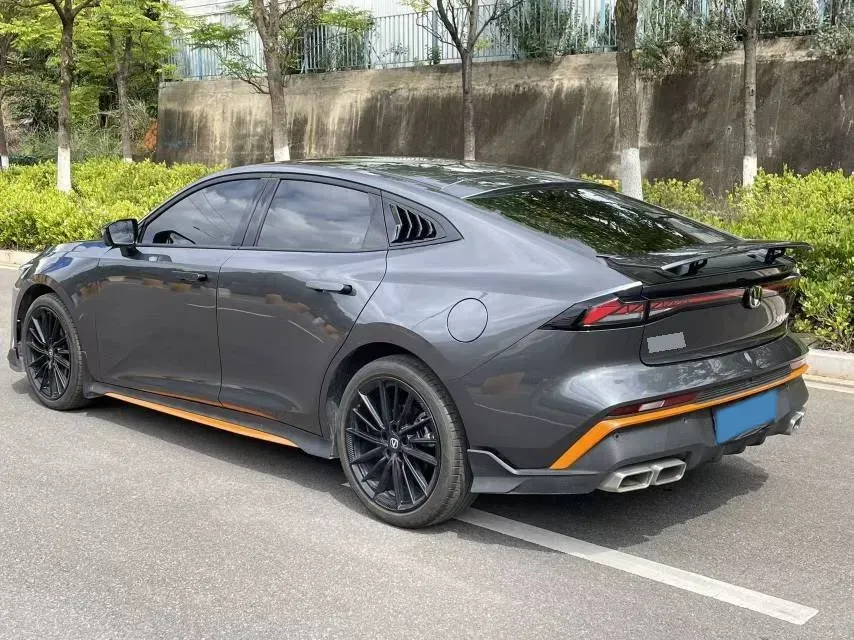 2025 ChangAn UNI-V 1.5T 192HP L4 7DCT,autocango,china used car exporter,china ev exporter,chinese used car exporter,chinese used ev exporter