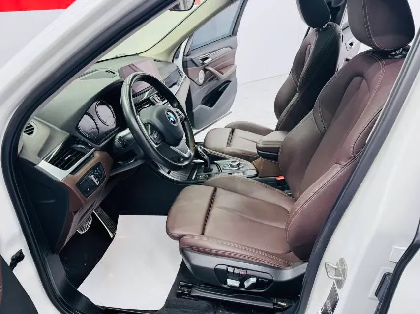 2021 BMW X1 1.5T 140HP L3 7DCT,autocango,china used car exporter,china ev exporter,chinese used car exporter,chinese used ev exporter
