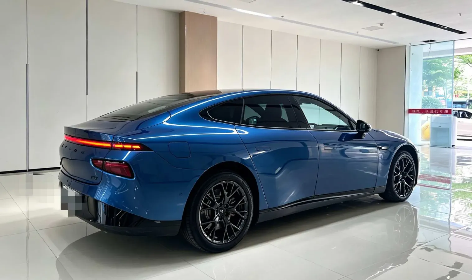 2024 Xpeng P7 BEV 86.2KWH,autocango,china used car exporter,china ev exporter,chinese used car exporter,chinese used ev exporter