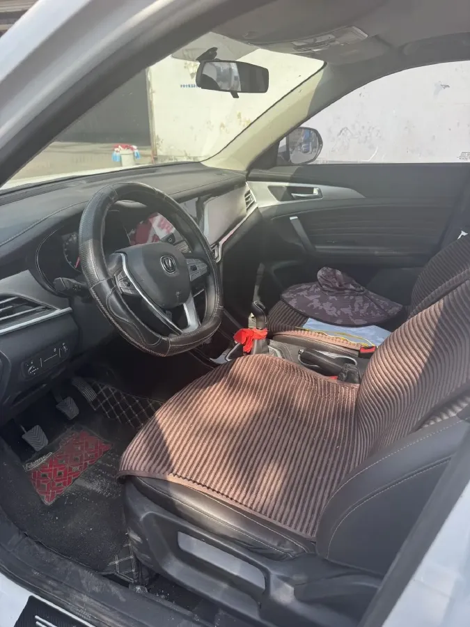 2018 ChangAn CS35 Plus 1.6L 128HP L4 5MT,autocango,china used car exporter,china ev exporter,chinese used car exporter,chinese used ev exporter