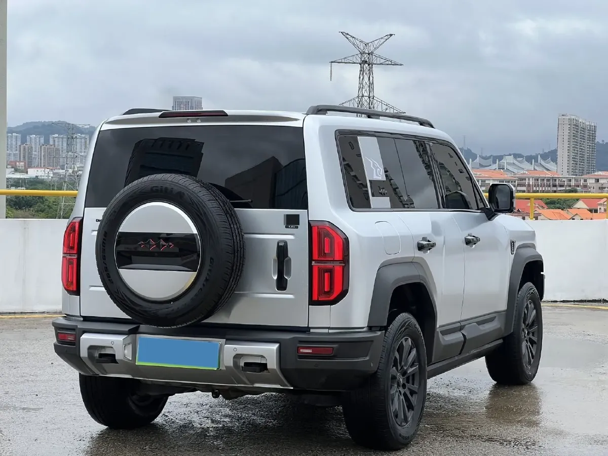 2023 FangChengBao Bao 5 1.5T 194HP L4 E-CVT PHEV 31.8KWH,autocango,china used car exporter,china ev exporter,chinese used car exporter,chinese used ev exporter