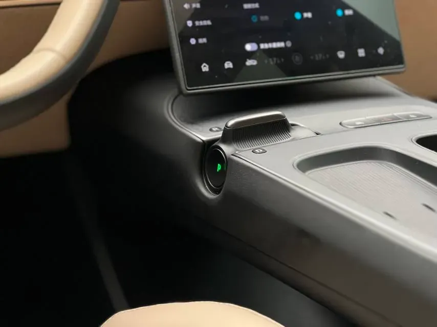 2022 JunTian HeiWuShi Youth 2.0T 203HP L4 6AT,autocango,china used car exporter,china ev exporter,chinese used car exporter,chinese used ev exporter