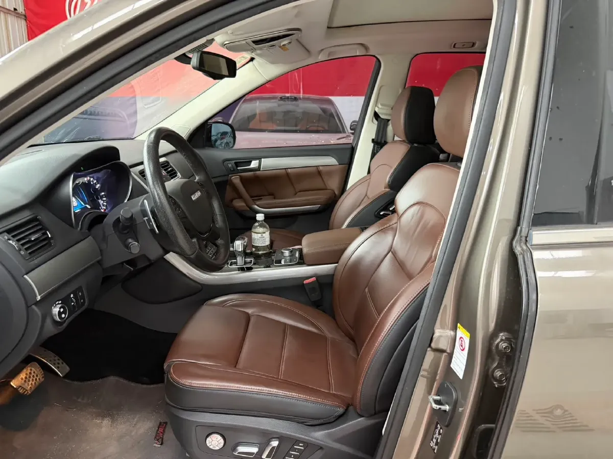 2017 Haval H8 2.0T 252HP L4 8AT,autocango,china used car exporter,china ev exporter,chinese used car exporter,chinese used ev exporter