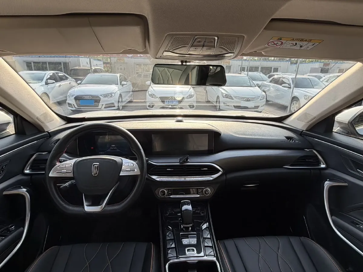 2021 Bestune T77 1.5T 169HP L4 7DCT,autocango,china used car exporter,china ev exporter,chinese used car exporter,chinese used ev exporter