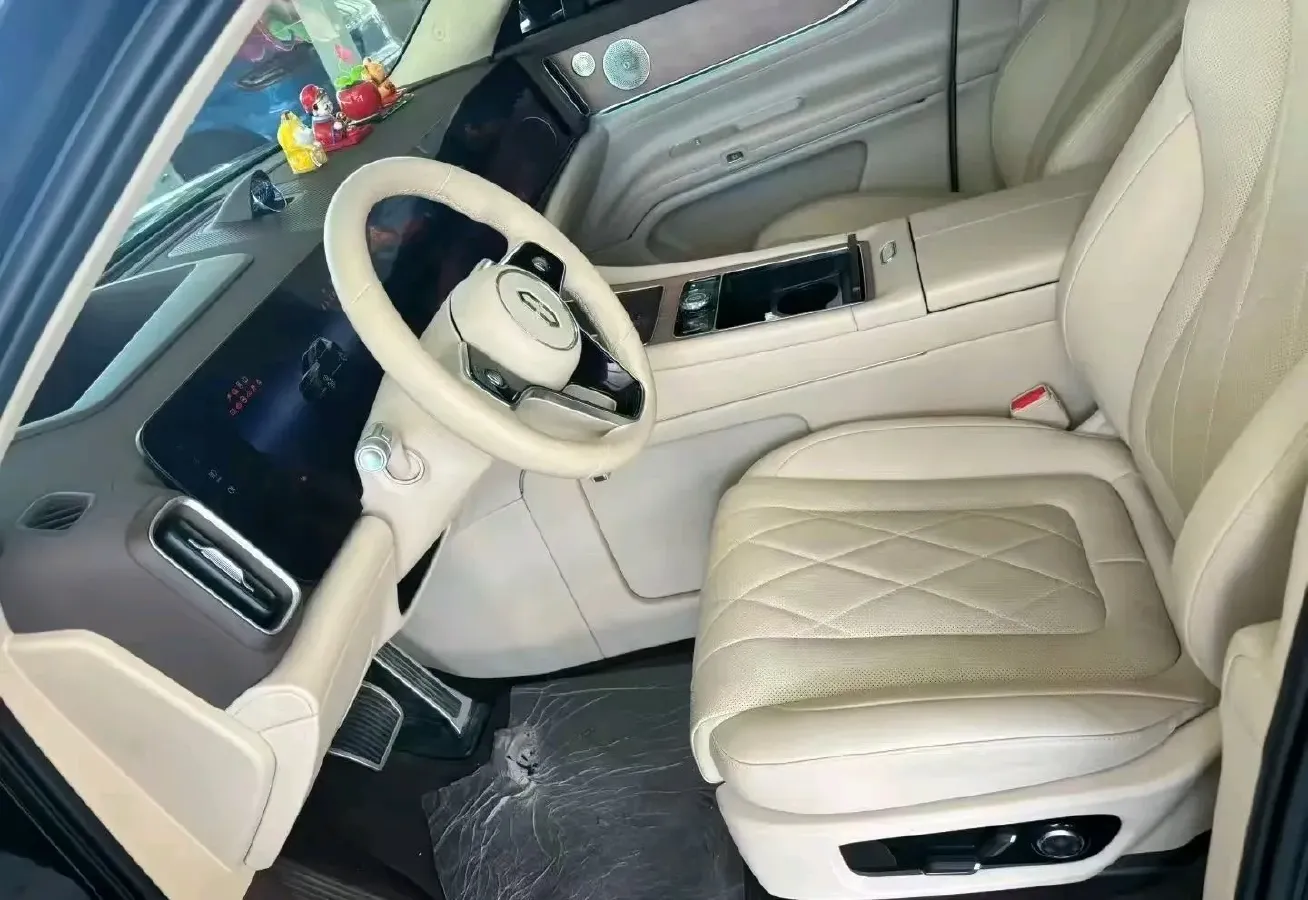 2024 AITO AITO M9 1.5T 152HP L4 REEV 42KWH,autocango,china used car exporter,china ev exporter,chinese used car exporter,chinese used ev exporter