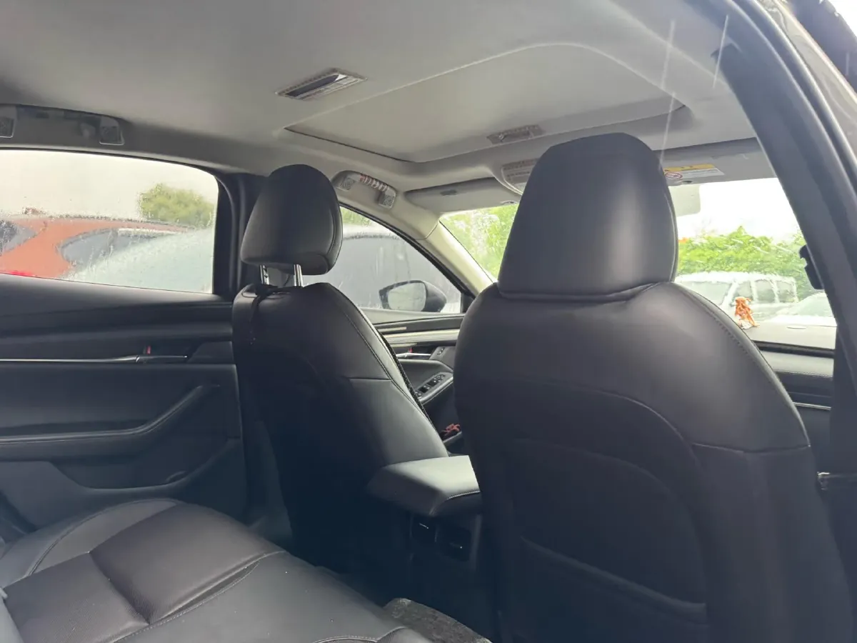 2023 Mazda 3 Axela 2.0L 158HP L4 6AT,autocango,china used car exporter,china ev exporter,chinese used car exporter,chinese used ev exporter