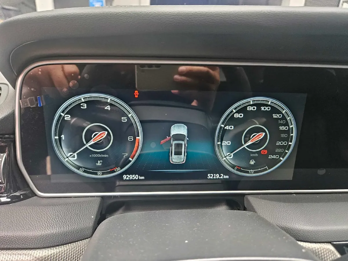 2022 HongQi HS5 2.0T 224HP L4 6AT,autocango,china used car exporter,china ev exporter,chinese used car exporter,chinese used ev exporter