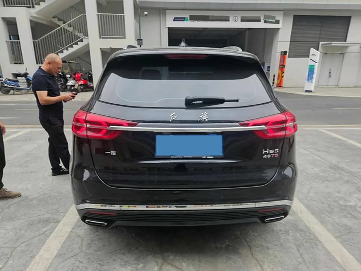 2022 HongQi HS5 2.0T 224HP L4 6AT,autocango,china used car exporter,china ev exporter,chinese used car exporter,chinese used ev exporter