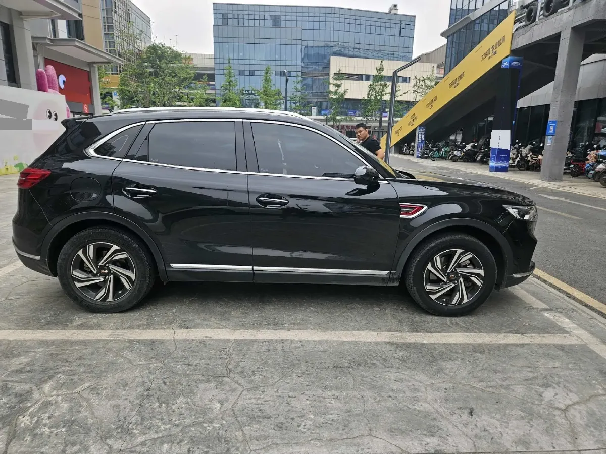 2022 HongQi HS5 2.0T 224HP L4 6AT,autocango,china used car exporter,china ev exporter,chinese used car exporter,chinese used ev exporter