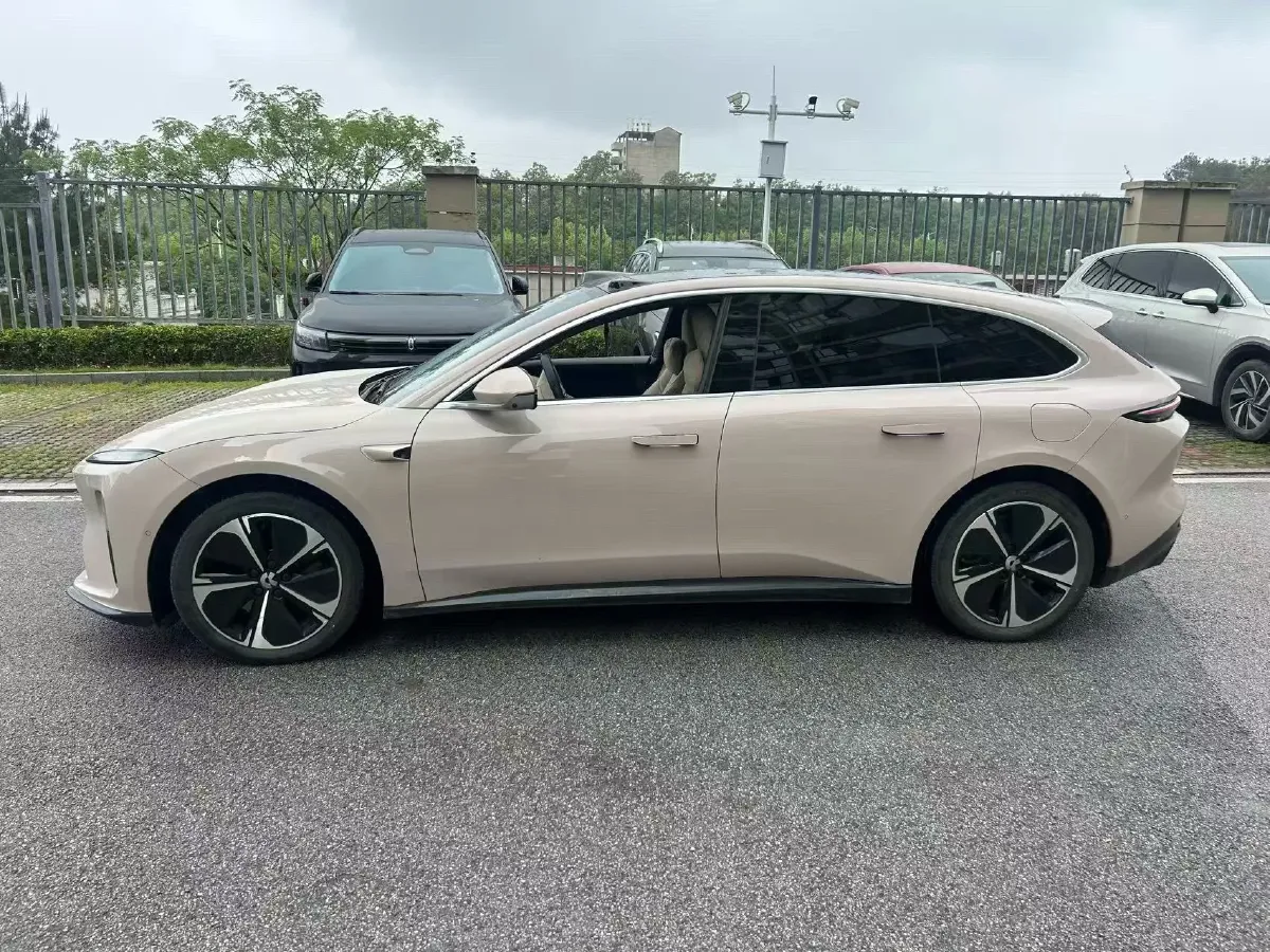 2023 NIO ET5T BEV 75KWH,autocango,china used car exporter,china ev exporter,chinese used car exporter,chinese used ev exporter