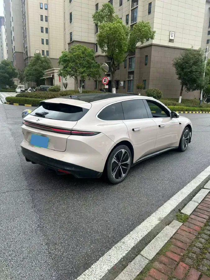 2023 NIO ET5T BEV 75KWH,autocango,china used car exporter,china ev exporter,chinese used car exporter,chinese used ev exporter