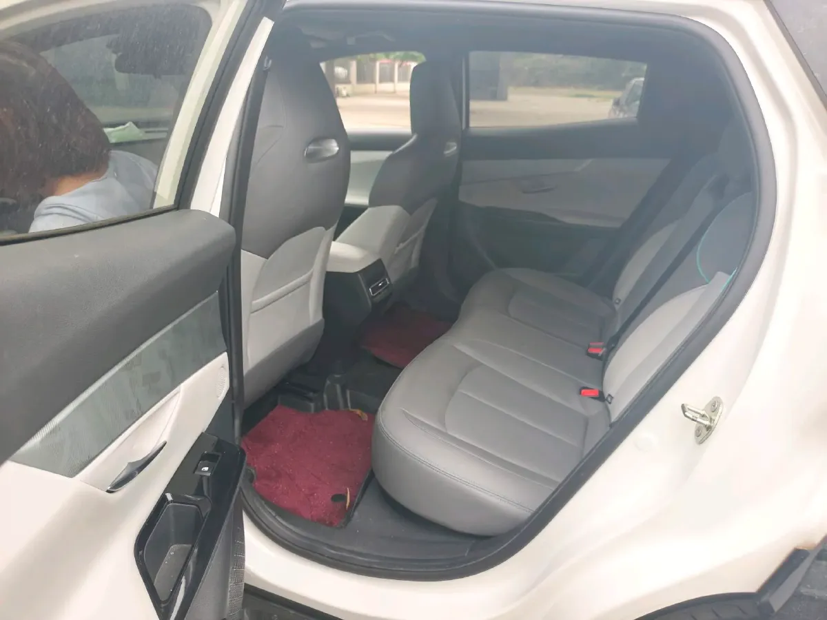2023 ChangAn UNI-T 1.5T 188HP L4 7DCT,autocango,china used car exporter,china ev exporter,chinese used car exporter,chinese used ev exporter