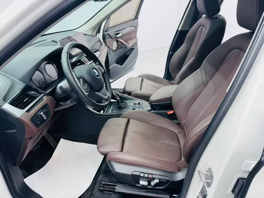 2022 BMW X1 1.5T 140HP L3 7DCT,autocango,china used car exporter,china ev exporter,chinese used car exporter,chinese used ev exporter