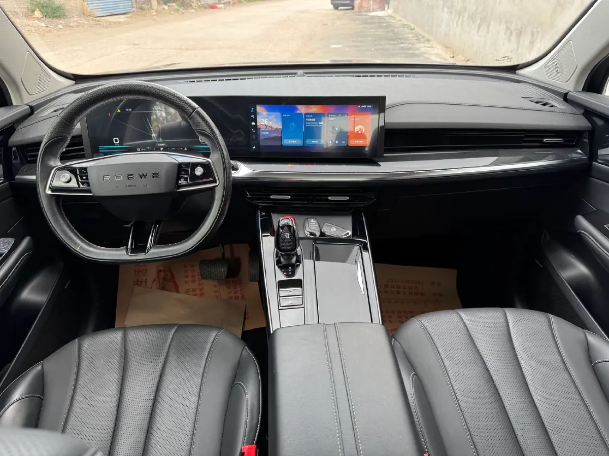 2022 Roewe RX5 MAX 1.5T 181HP L4 6AT,autocango,china used car exporter,china ev exporter,chinese used car exporter,chinese used ev exporter