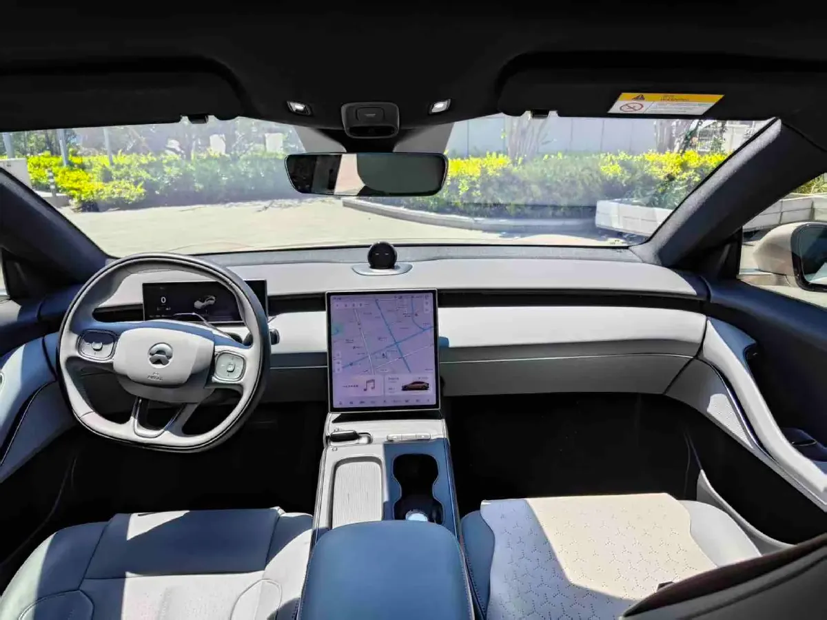 2024 NIO ET5 BEV 75KWH,autocango,china used car exporter,china ev exporter,chinese used car exporter,chinese used ev exporter