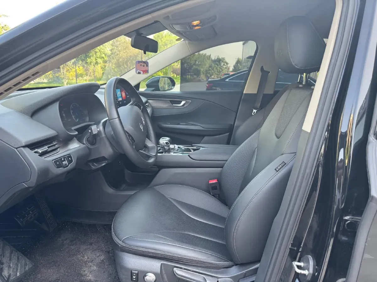 2023 HongQi E-QM5 BEV 54KWH,autocango,china used car exporter,china ev exporter,chinese used car exporter,chinese used ev exporter