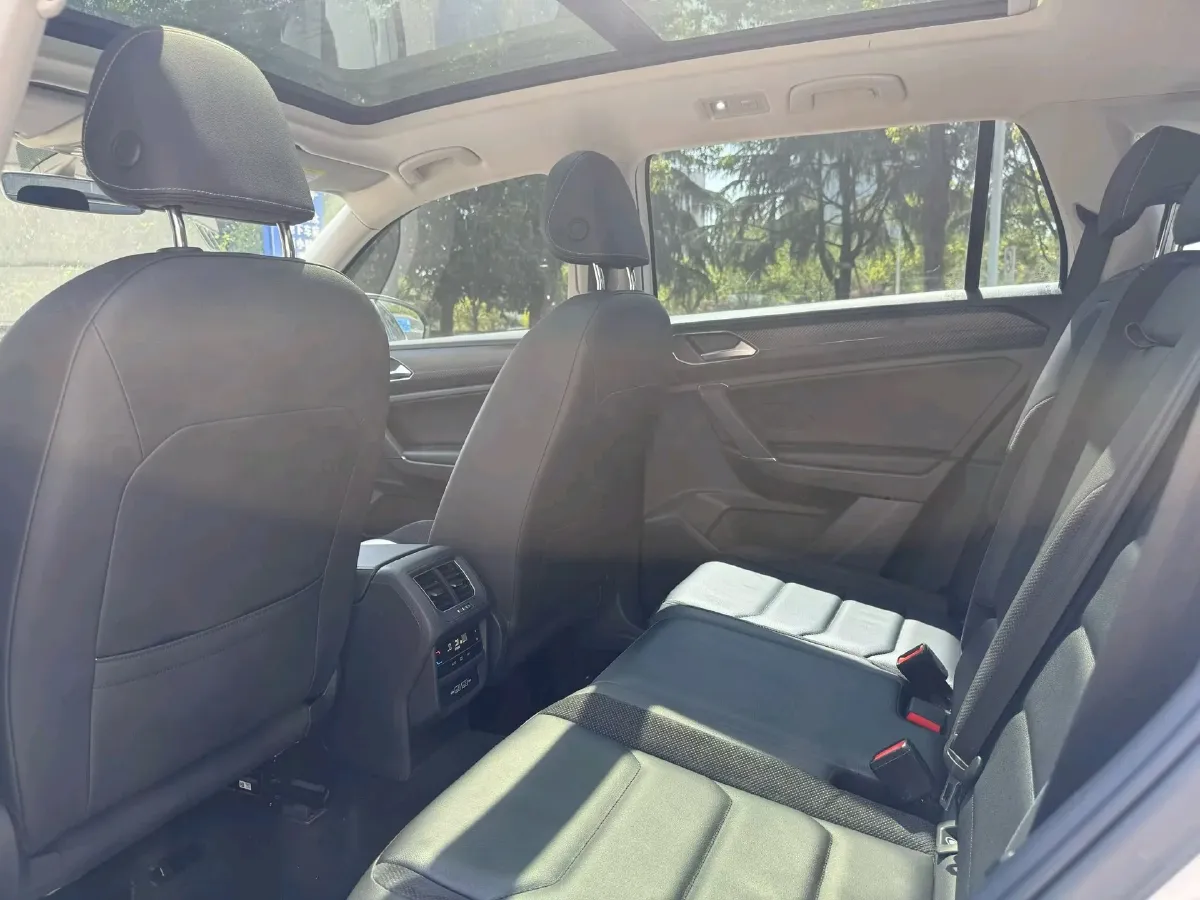 2020 Volkswagen Tayron 2.0T 186HP L4 7DCT,autocango,china used car exporter,china ev exporter,chinese used car exporter,chinese used ev exporter