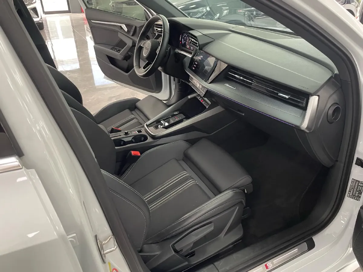 2023 Audi A3 1.4T 150HP L4 7DCT,autocango,china used car exporter,china ev exporter,chinese used car exporter,chinese used ev exporter