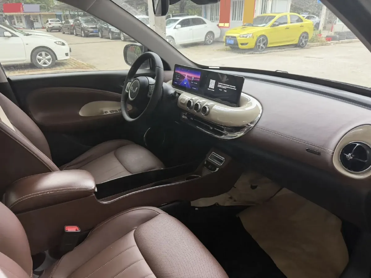 2023 WuLing BinGuo BEV 31.9KWH,autocango,china used car exporter,china ev exporter,chinese used car exporter,chinese used ev exporter