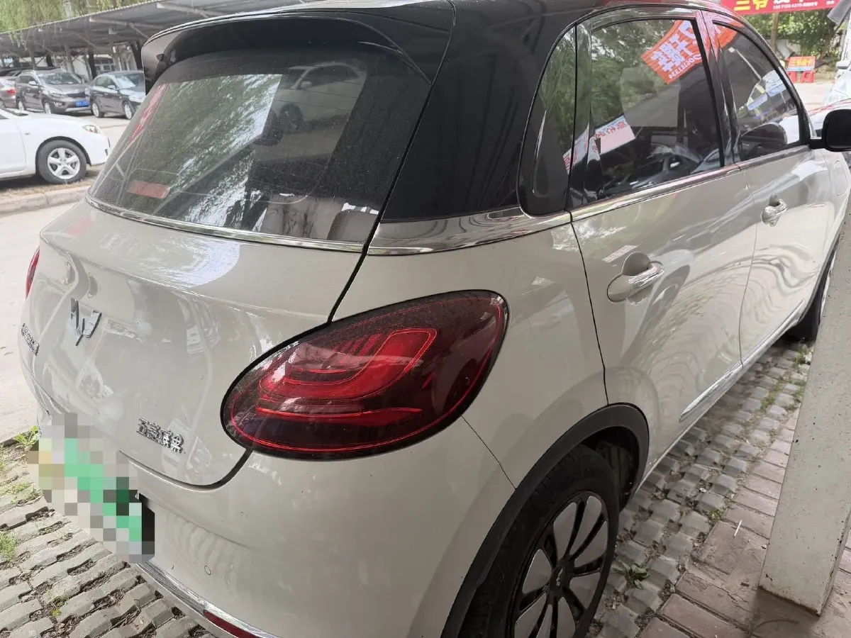 2023 WuLing BinGuo BEV 31.9KWH,autocango,china used car exporter,china ev exporter,chinese used car exporter,chinese used ev exporter